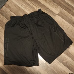 Men's Adidas Shoets Size L